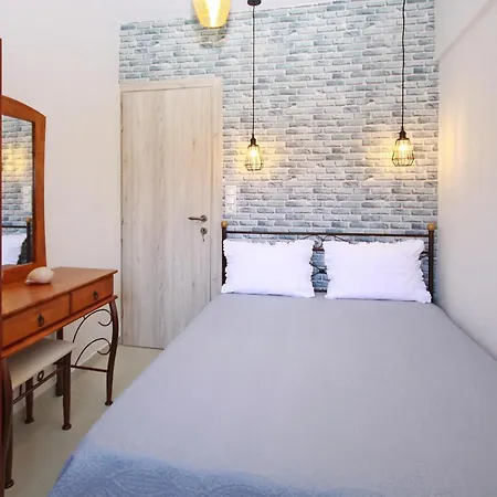 Acrothea Apartments Ormos Panagias Exterior photo